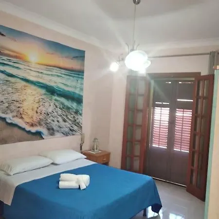 Marco A Pochi Passi Dal Mare S.vito Апартаменты